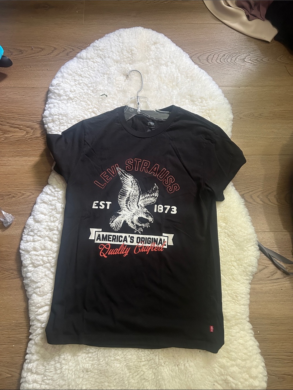 18” Ptp Levi's Black Graphic Eagle Tee with Red and White Print